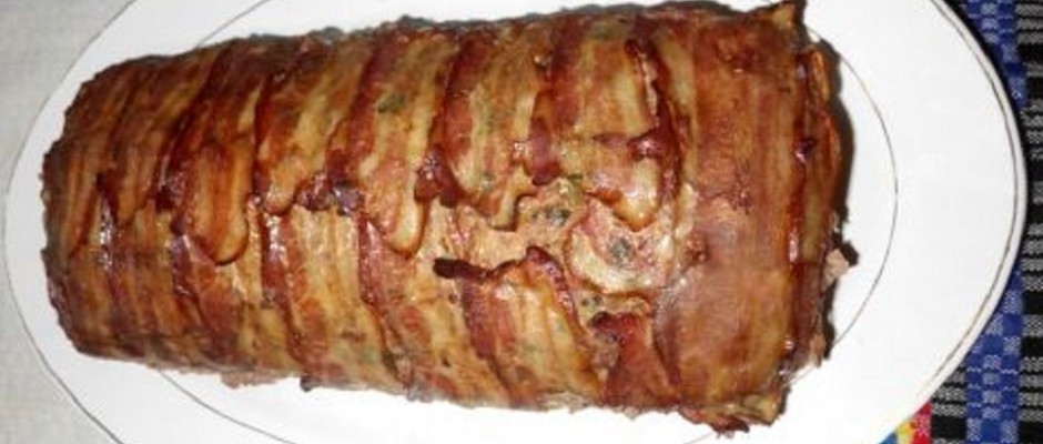 rulada invelita in bacon
