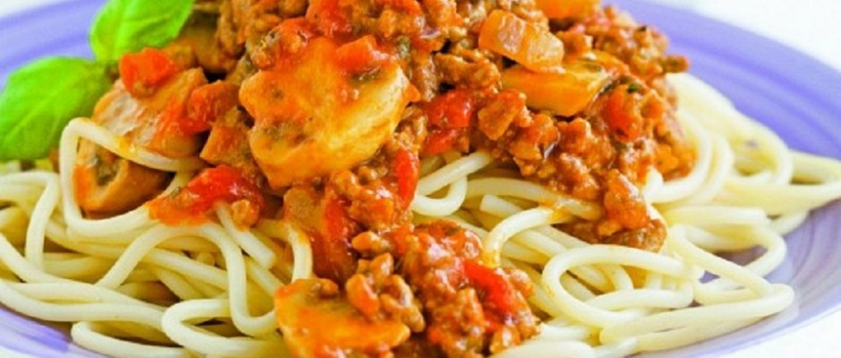 spaghete cu carne si ciuperci